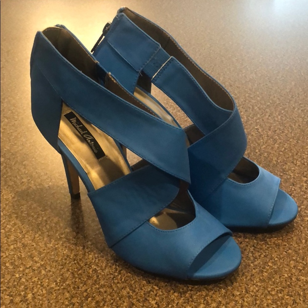 👡 2 for $60 👡 Use the offer button!